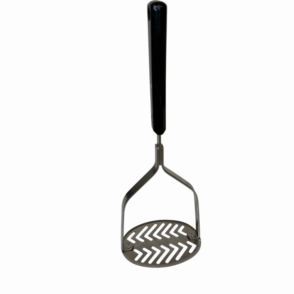 Vintage EKCO Forge‎ Oval Potato Masher Stainless Black Bakelite Handle USA